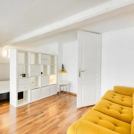 Ideal Pros Et Tourisme - Le Loft De Guise Avec Parking Prive Apartment *